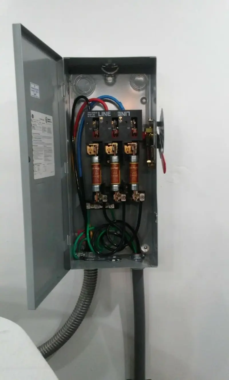 Three-phase disconnect switch installed for Smoke Detector Installation in Mount Holly